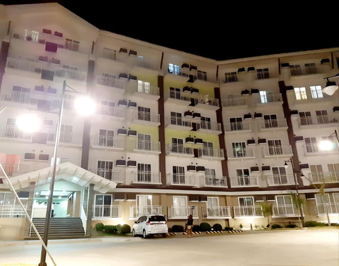 Ania Rooms@Amani Grand Residences Near Airport Lapu-Lapu City Exteriör bild