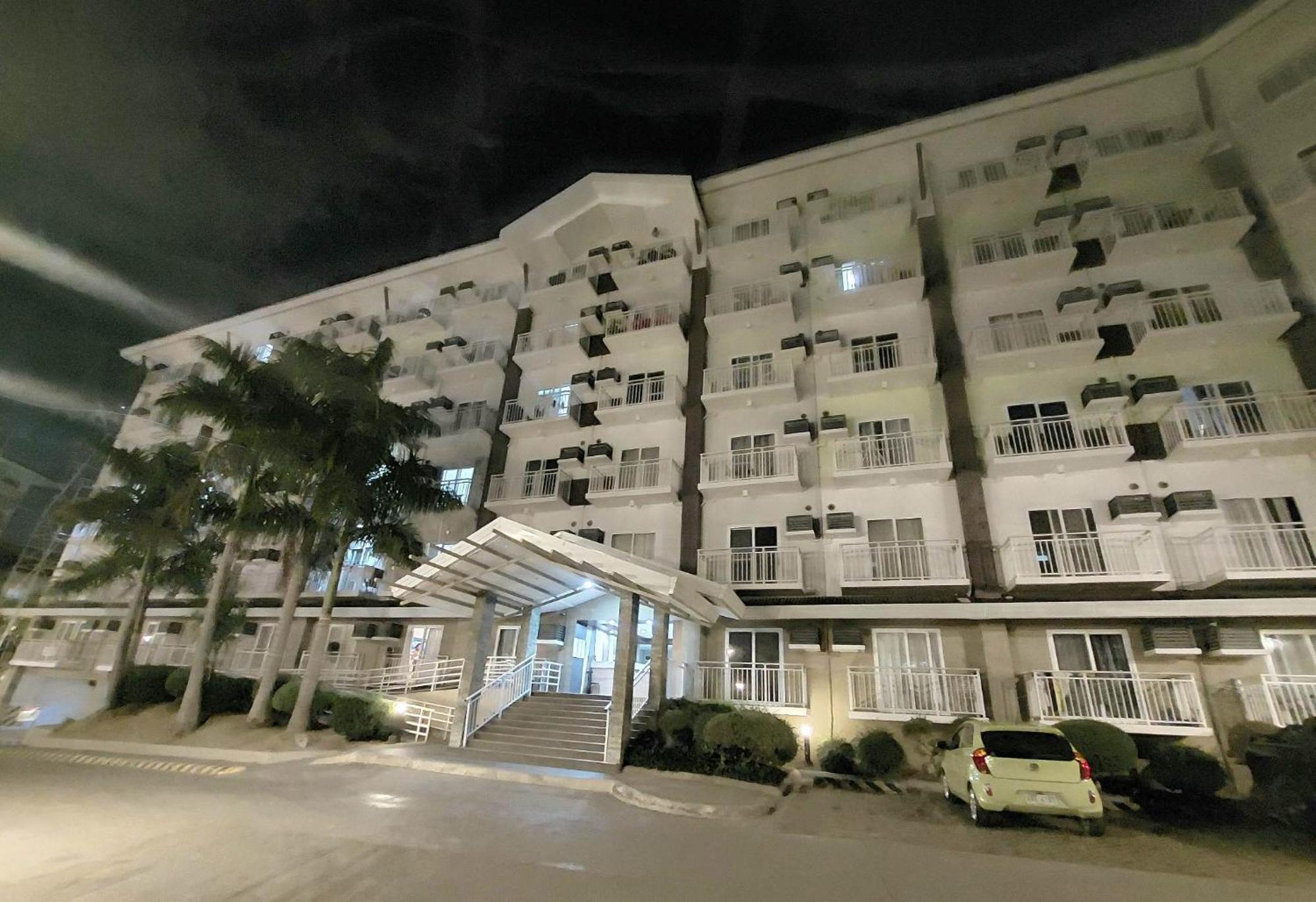 Ania Rooms@Amani Grand Residences Near Airport Lapu-Lapu City Exteriör bild